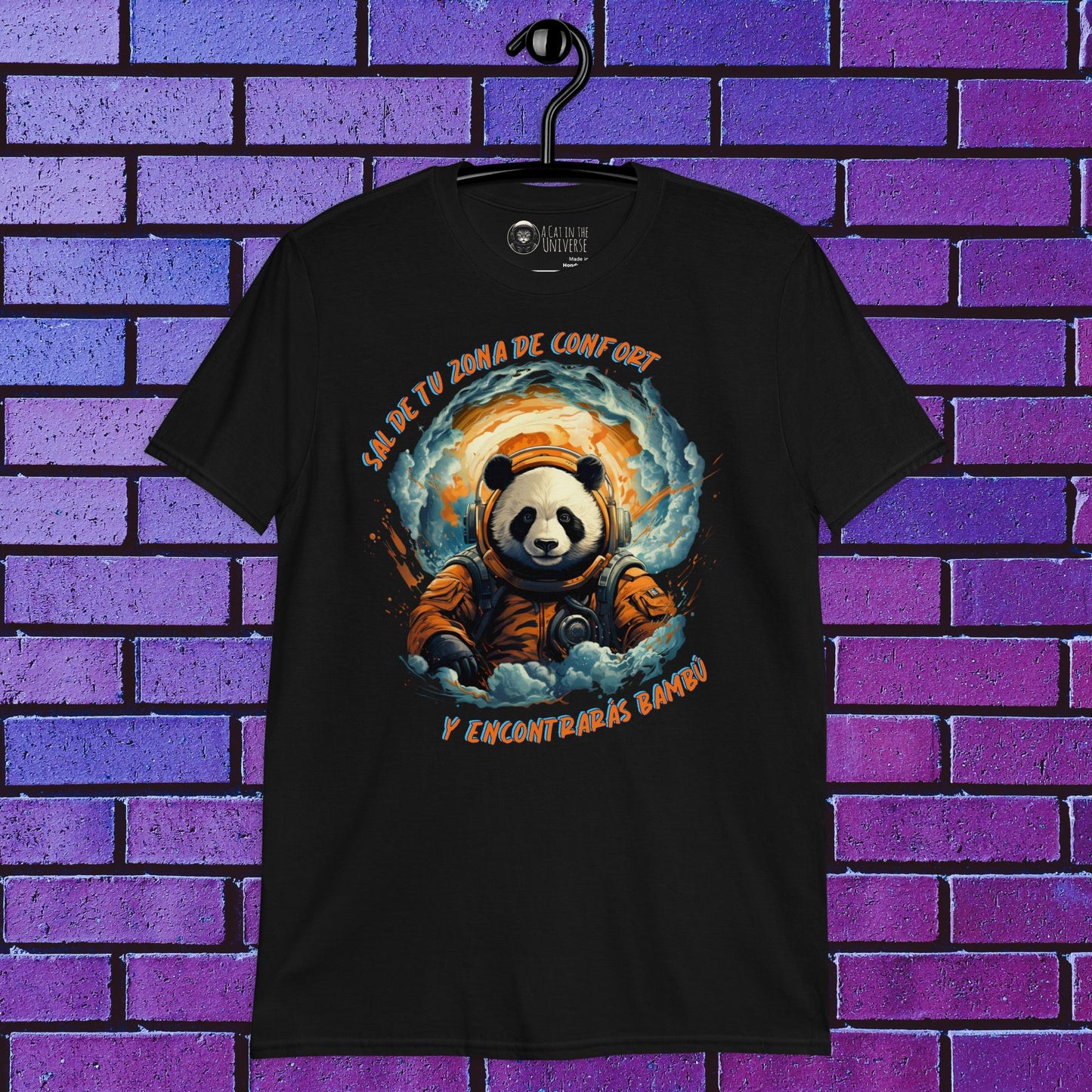 Camiseta "Sal de tu zona de confort y encontrarás bambú"